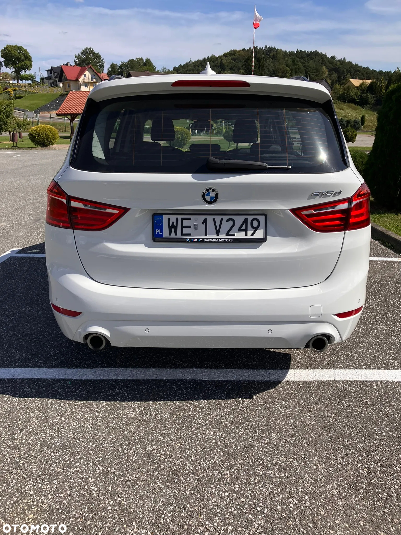 BMW Seria 2 218d - 5