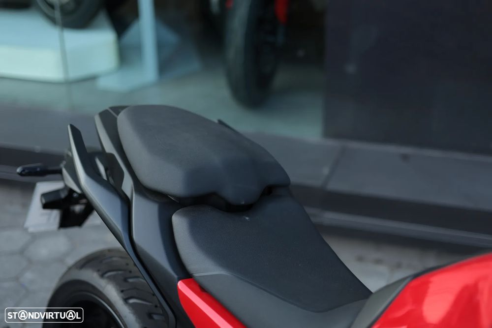 Yamaha Tracer - 9