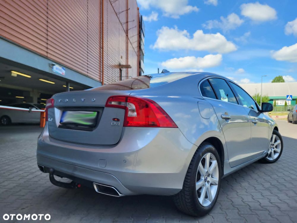 Volvo S60 D4 Momentum - 5