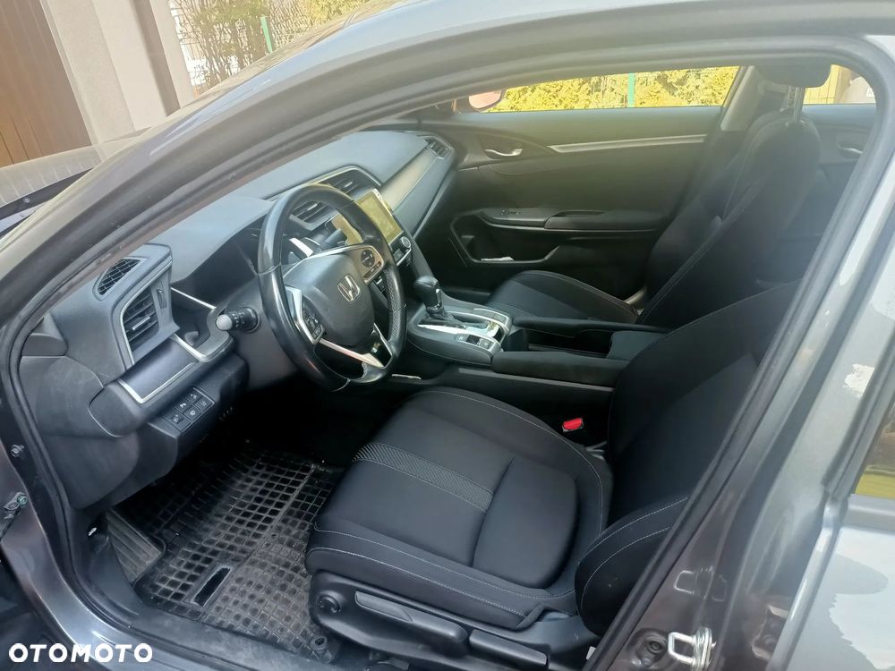 Honda Civic 1.5 T Elegance CVT - 1