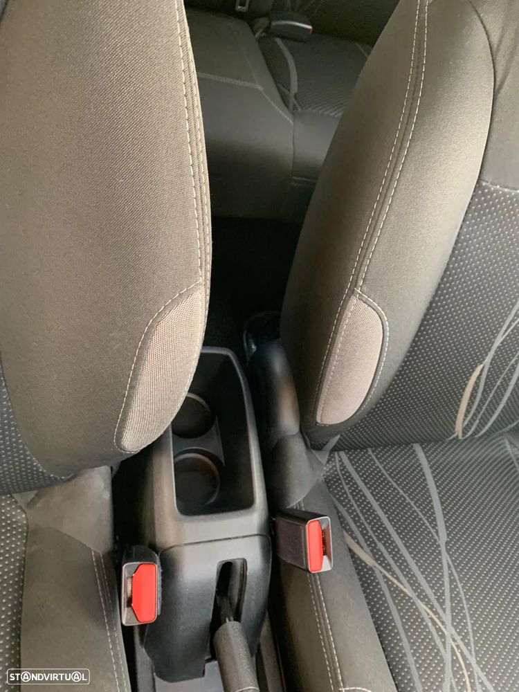 Peugeot 208 1.4 HDi Active - 26