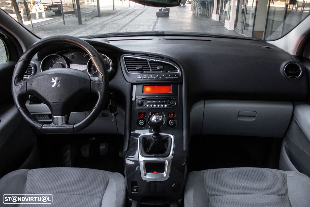 Peugeot 5008 1.6 HDi Executive - 20