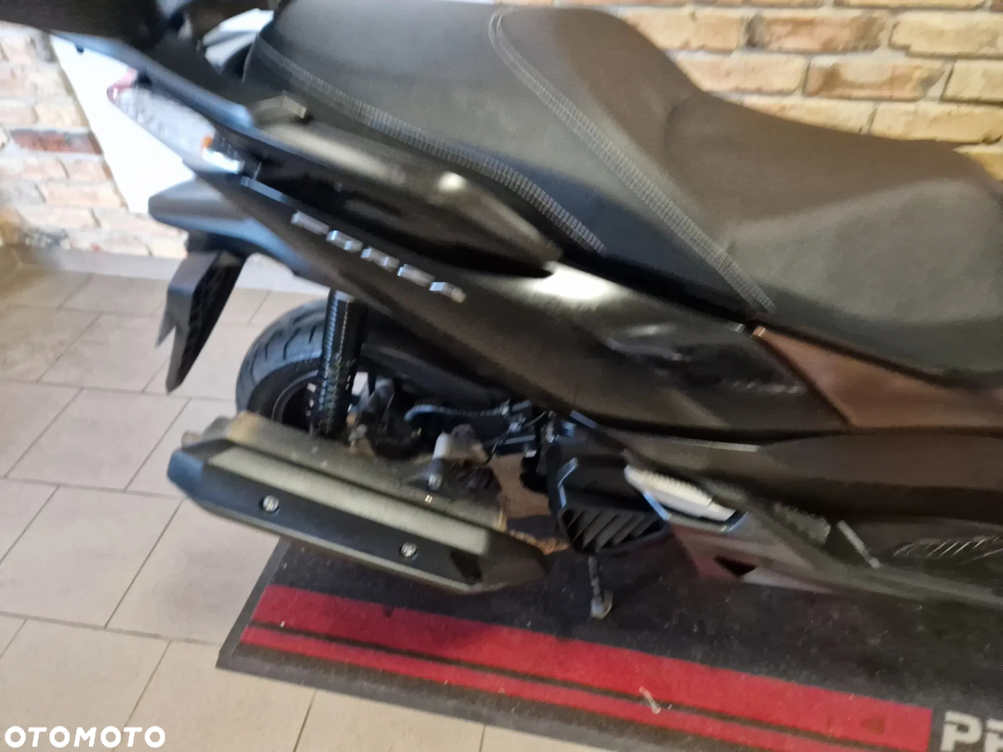 Honda NSS - 27