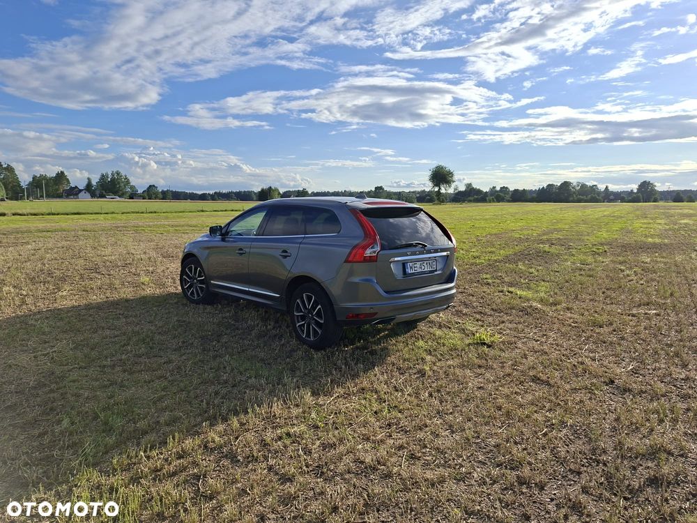 Volvo XC 60 T5 AWD Drive-E Momentum - 3