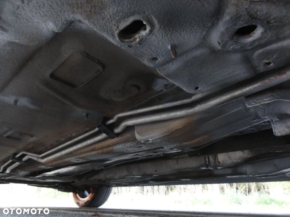 Ford Galaxy 2.0 TDCi Ghia - 31