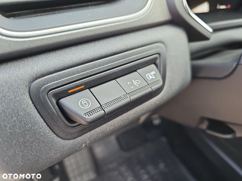 Renault Captur 1.0 TCe Techno - 26