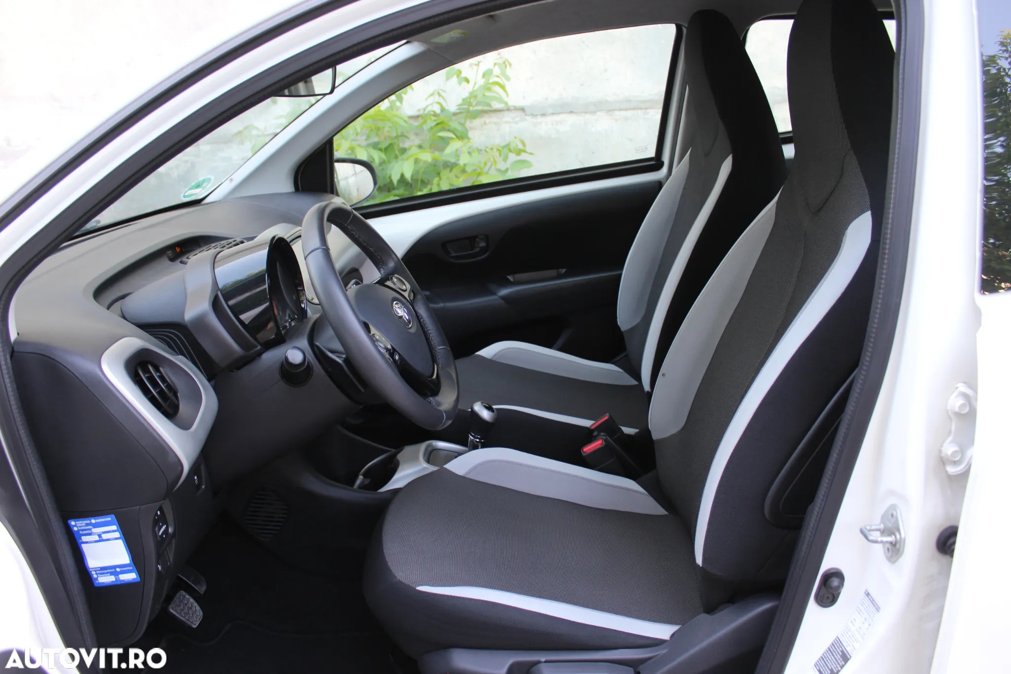 Toyota Aygo 1.0 MultiMode X - play - 9