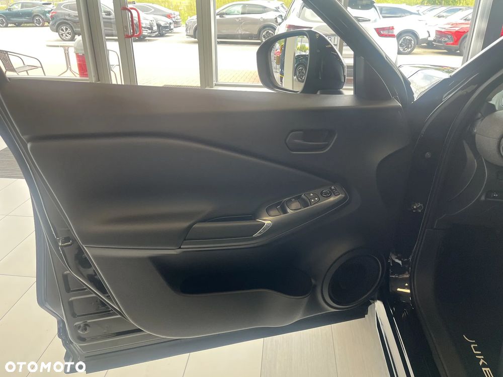 Nissan Juke 1.0 DIG-T Acenta DCT - 8