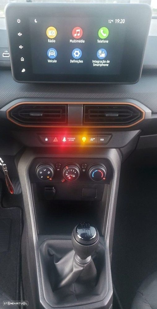 Dacia Sandero — fotografia 30