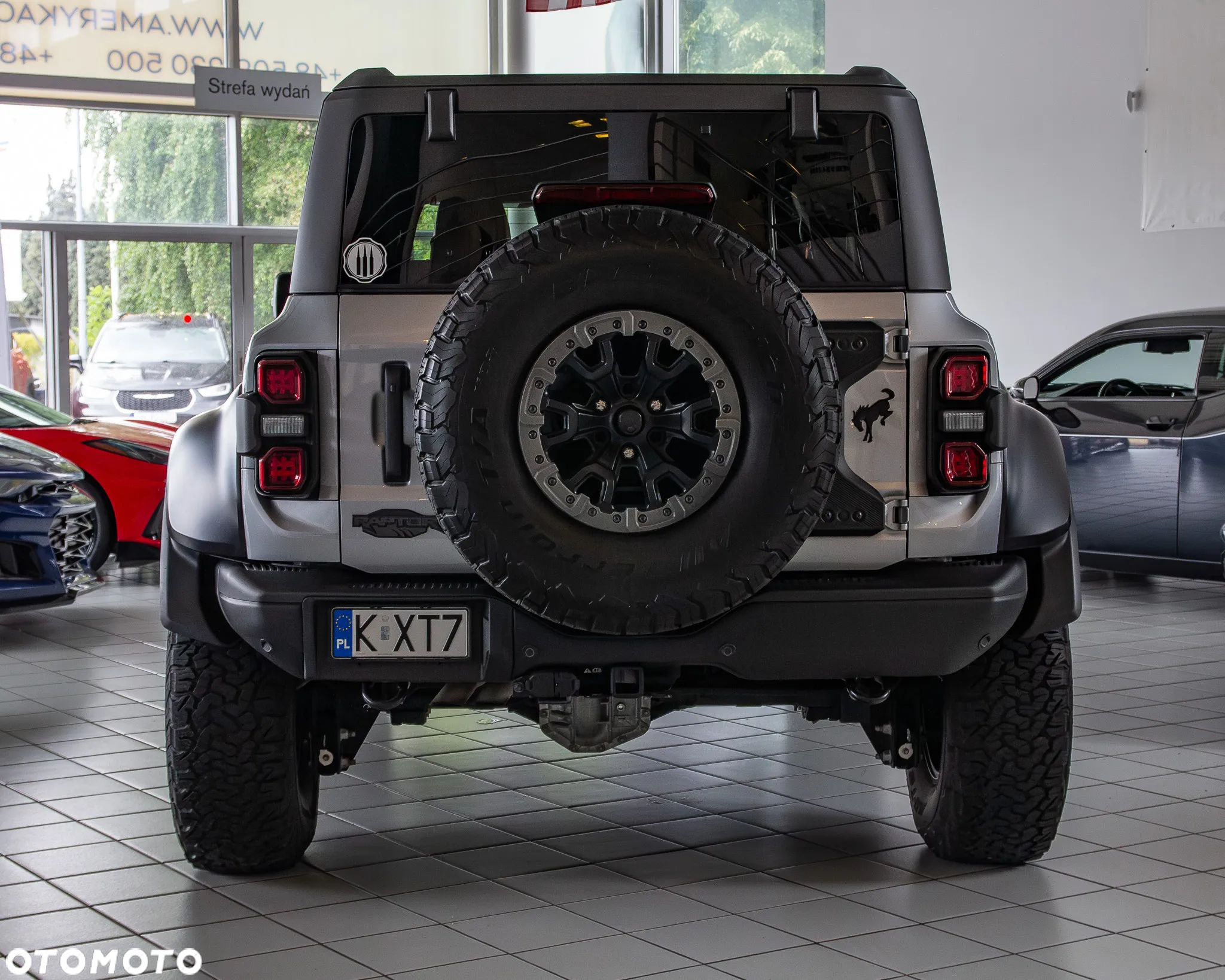 Ford Bronco - 5