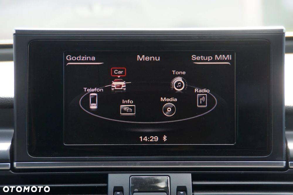 Audi A6 Avant - 16
