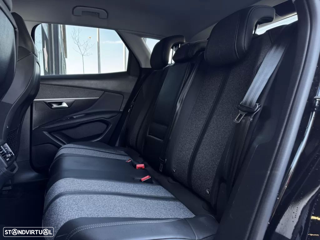 Peugeot 3008 1.5 BlueHDi Allure - 20
