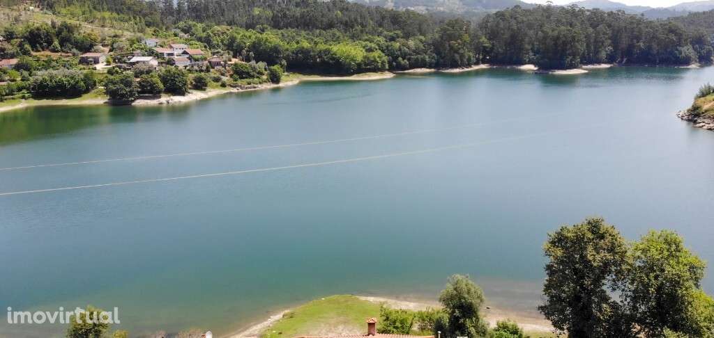 Moradia V4 c/ Terreno - Mosteiro - Grande imagem: 4/39