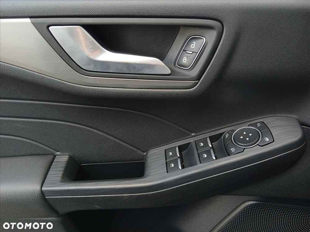 Ford Kuga - 20