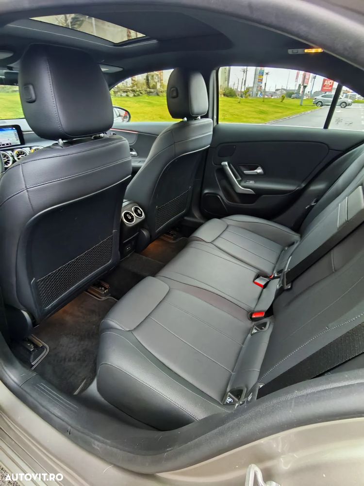 Mercedes-Benz A 180 d 7G-DCT Progressive - 9