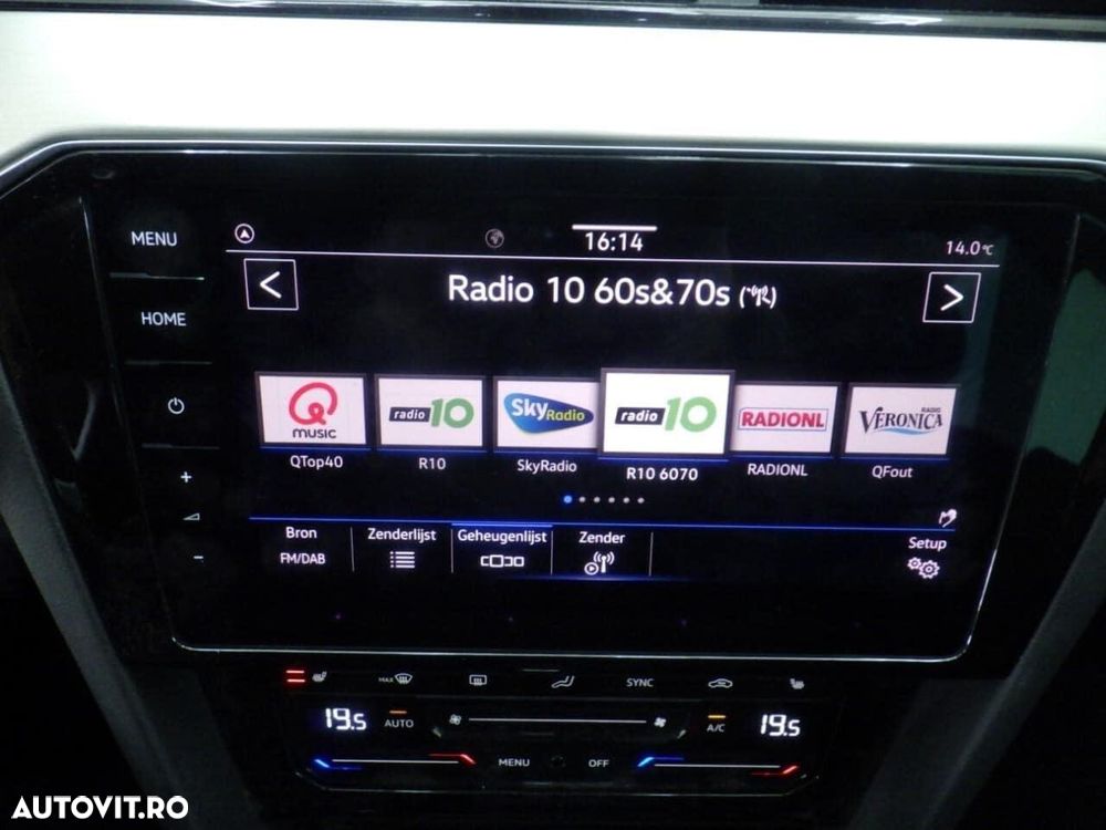 Volkswagen Passat - 11