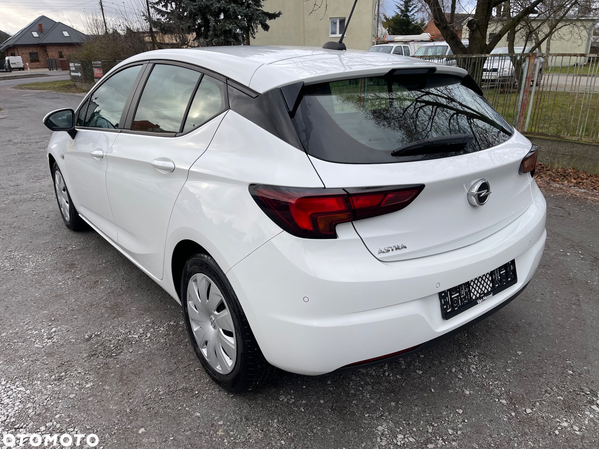 Opel Astra 1.5 D Start/Stop Business Edition - 6