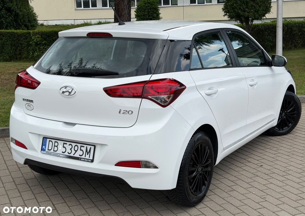 Hyundai i20 1.2 Passion - 33