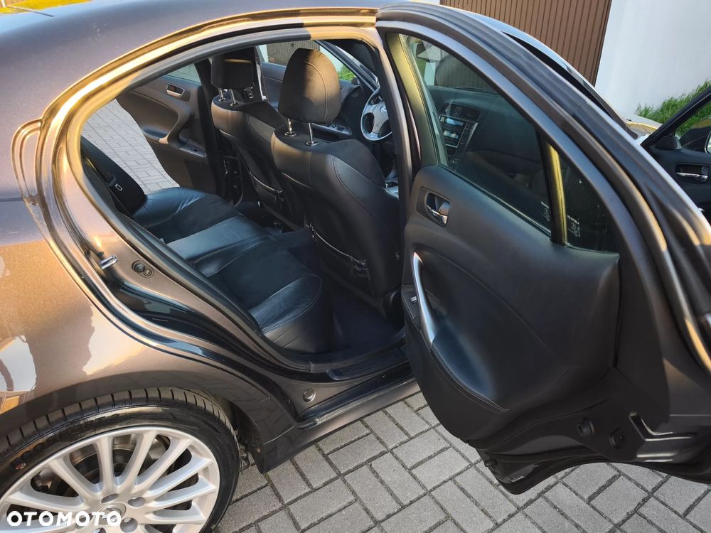 Lexus IS 250 F Sport - 26