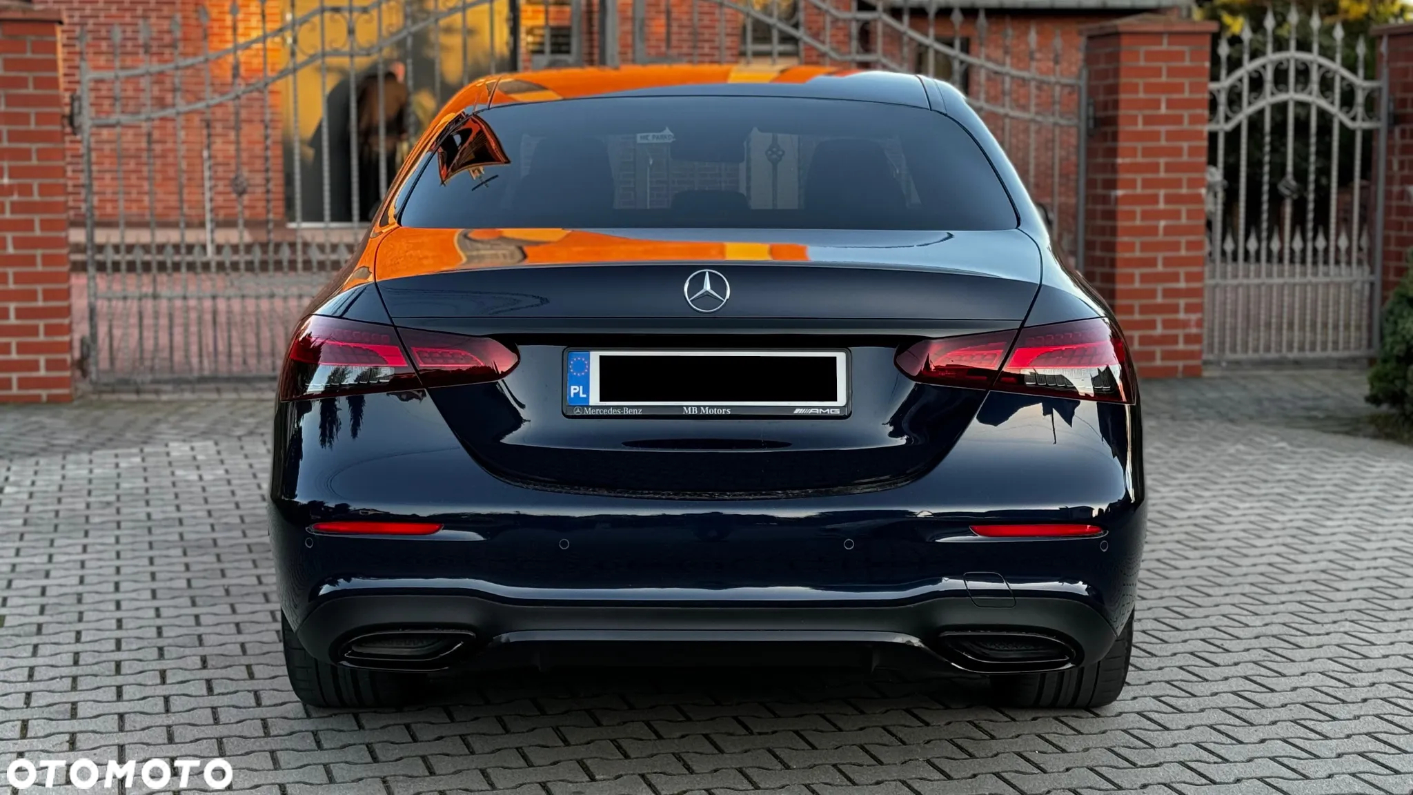 Mercedes-Benz Klasa E 220 d 4-Matic AMG - 14