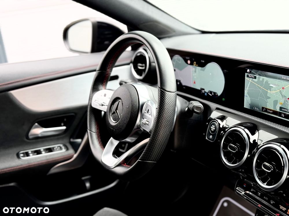 Mercedes-Benz CLA 180 d 7G-DCT AMG Line - 32