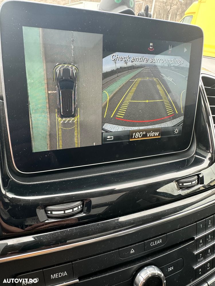 Mercedes-Benz GLE - 16