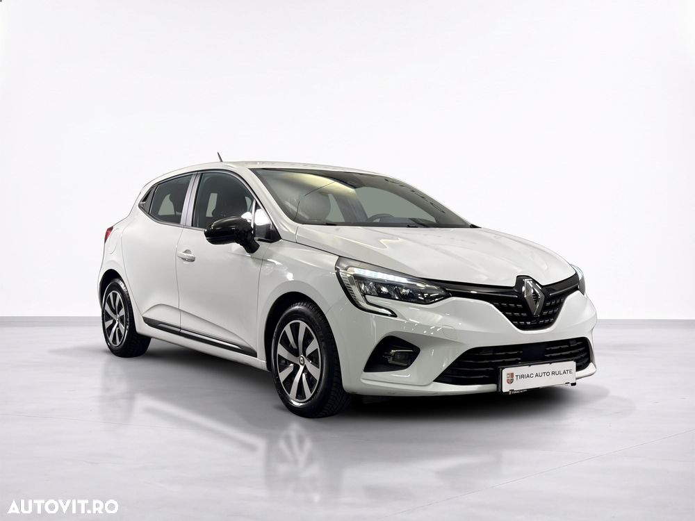 Renault Clio - 8