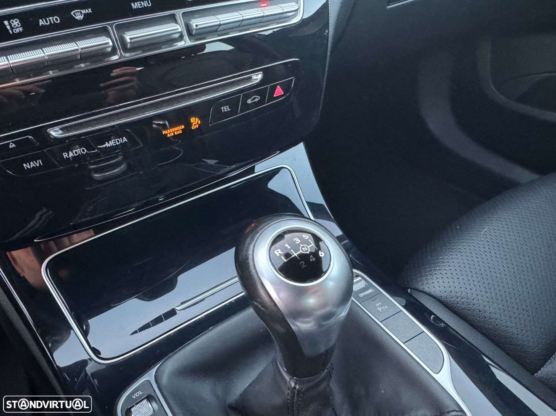 Mercedes-Benz C 180 d AMG Line - 21