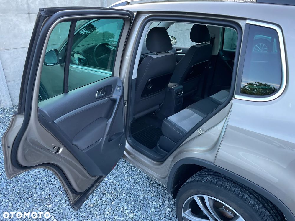 Volkswagen Tiguan - 16