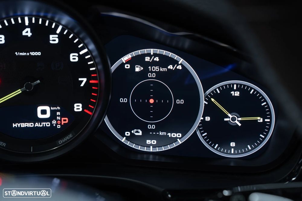Porsche Panamera Sport Turismo - 32