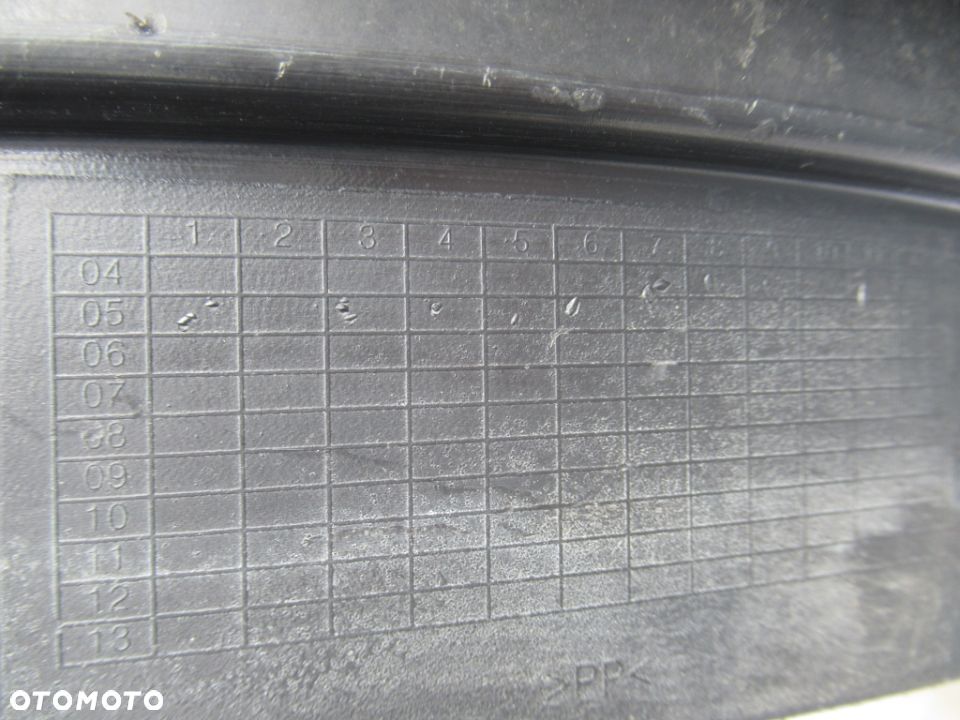GRILL GRIL ATRAPA SSANGYONG RODIUS I 2004-2008 - 8