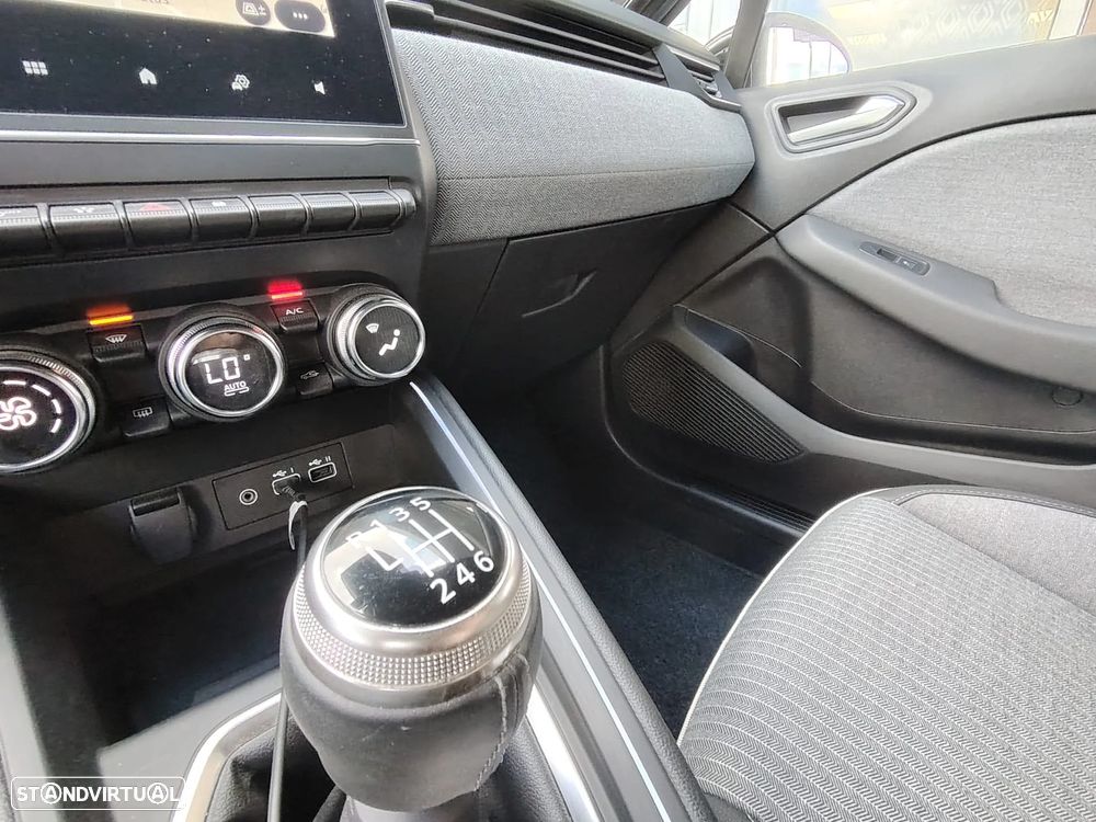 Renault Clio 1.0 TCe Intens Bi-Fuel - 11