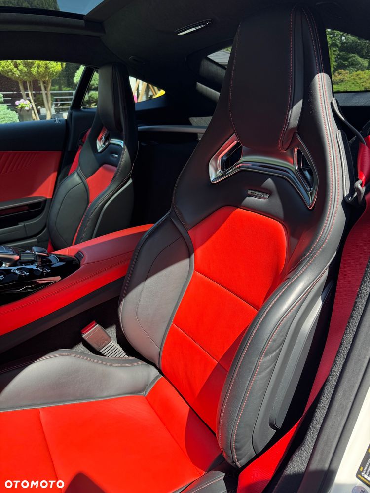Mercedes-Benz AMG GT - 12