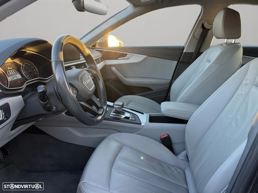 Audi A4 30 TDI S tronic design - 9