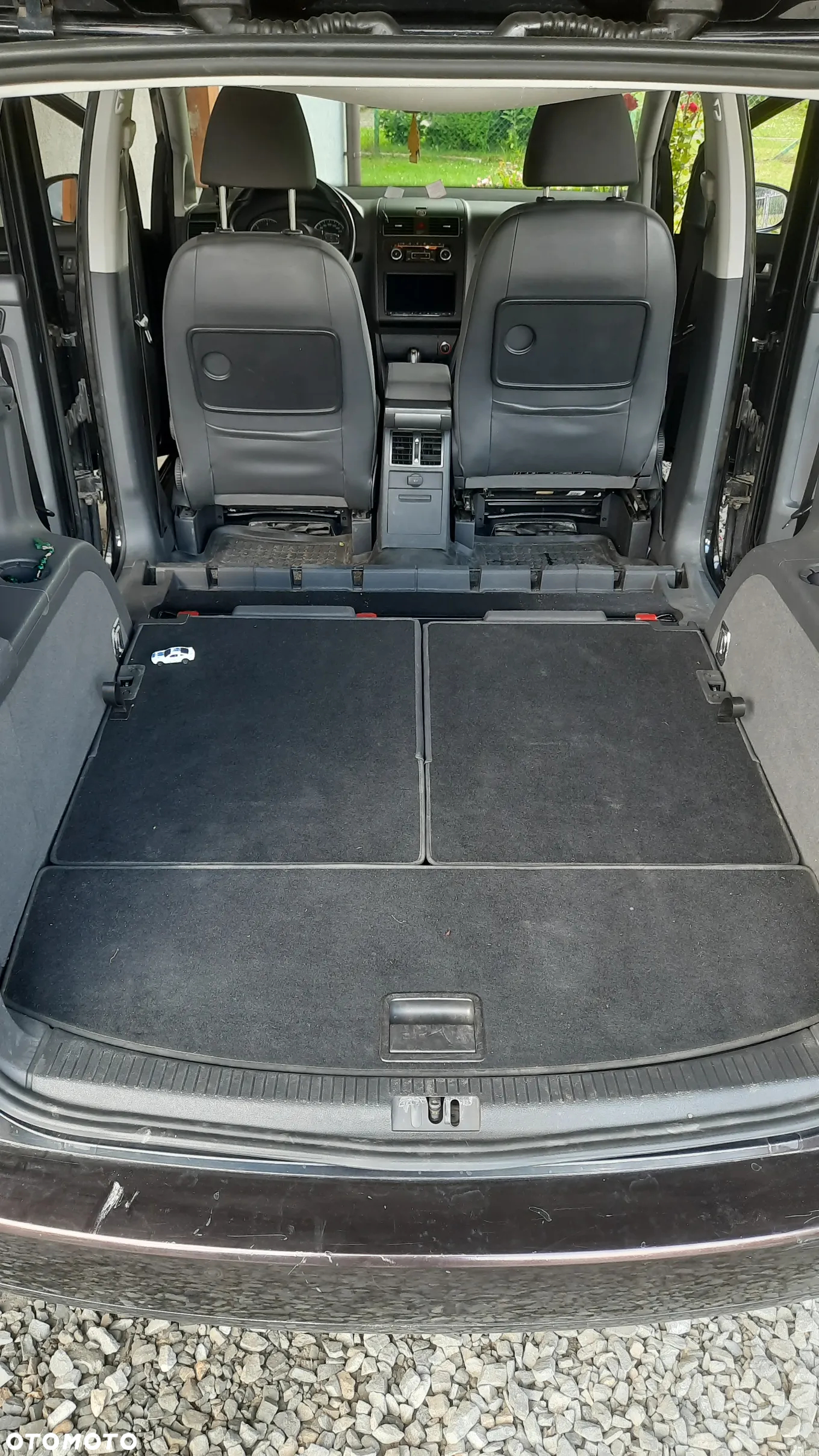 Volkswagen Touran 2.0 TDI DPF DSG Highline - 15
