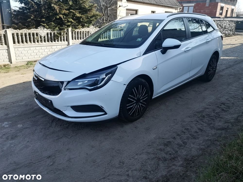 Opel Astra 1.6 D (CDTI) Innovation - 4