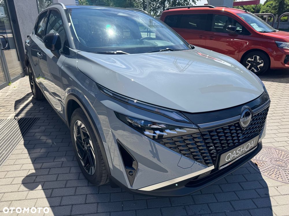 Nissan Qashqai 1.3 DIG-T MHEV N-Connecta Xtronic - 4