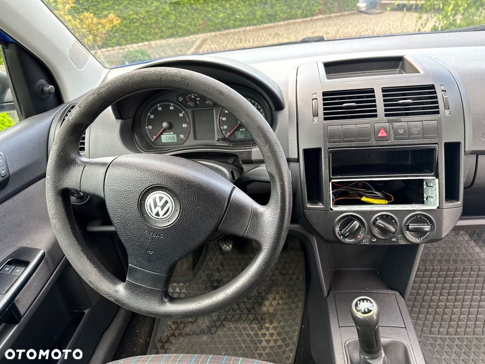 Volkswagen Polo - 22