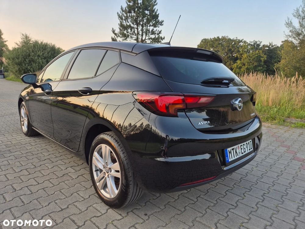 Opel Astra - 16