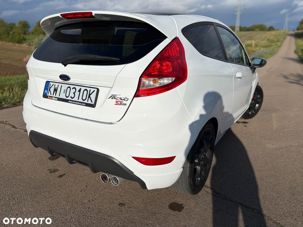 Ford Fiesta - 6