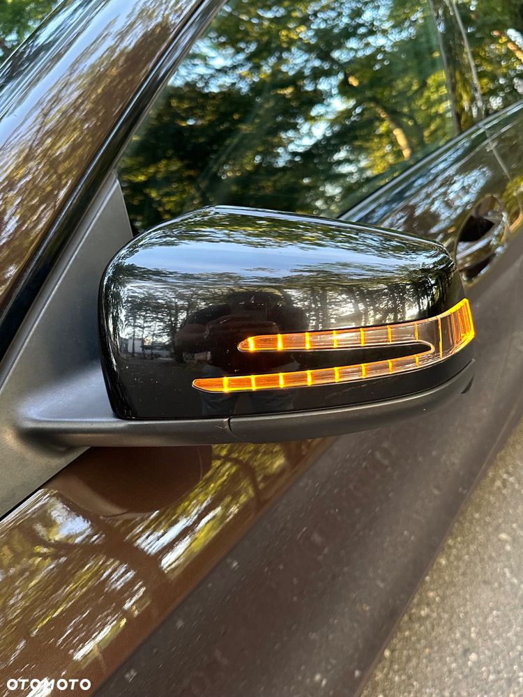 Mercedes-Benz CLA 200 Urban - 16