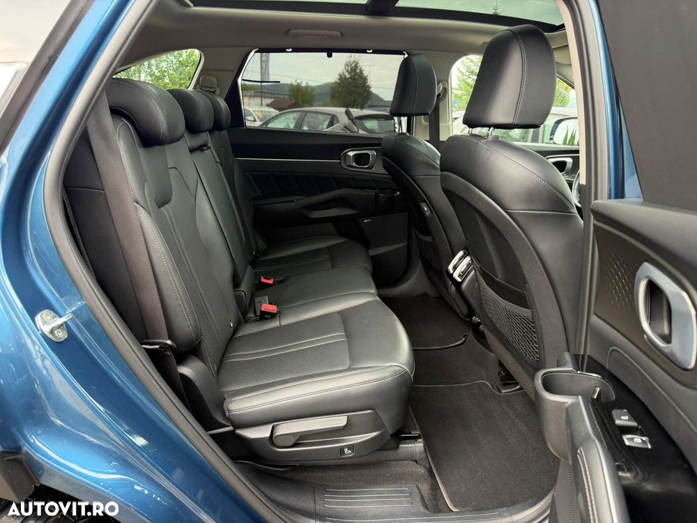 Kia Sorento 1.6 T-GDI HEV 6AT 4x2 5P Activ - 28