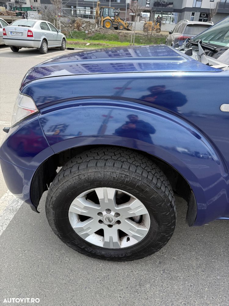 Nissan Pathfinder 2.5 dCi Aut LE - 10