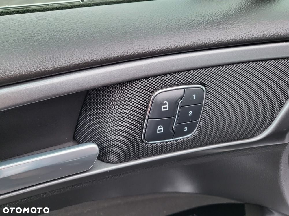 Ford Mondeo 1.5 EcoBoost Trend - 11