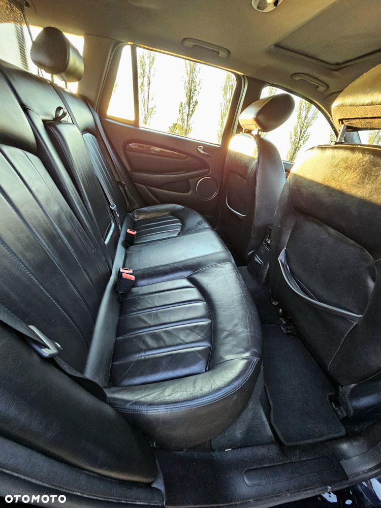 Jaguar X-Type 3.0 Executive - 14