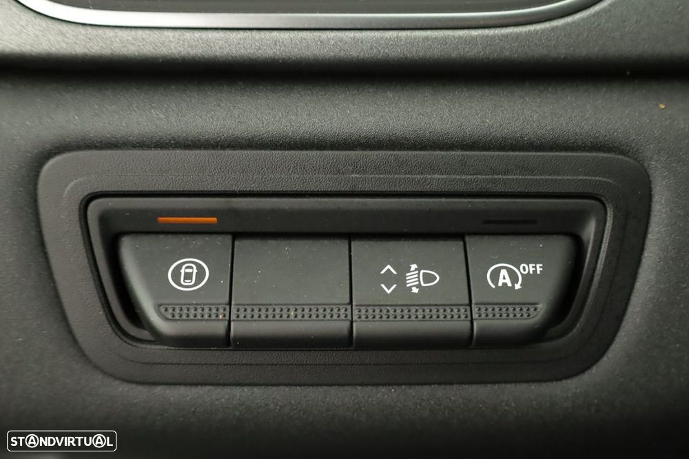 Renault Captur 1.0 TCe Techno Bi-Fuel - 20