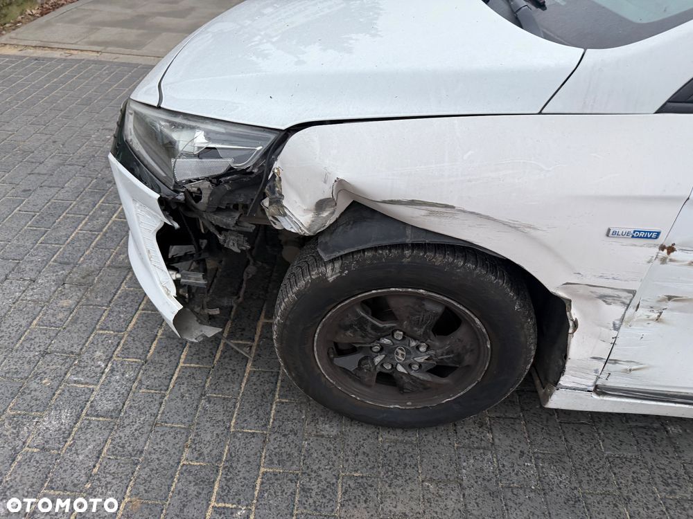 Hyundai IONIQ Hybrid Premium - 22