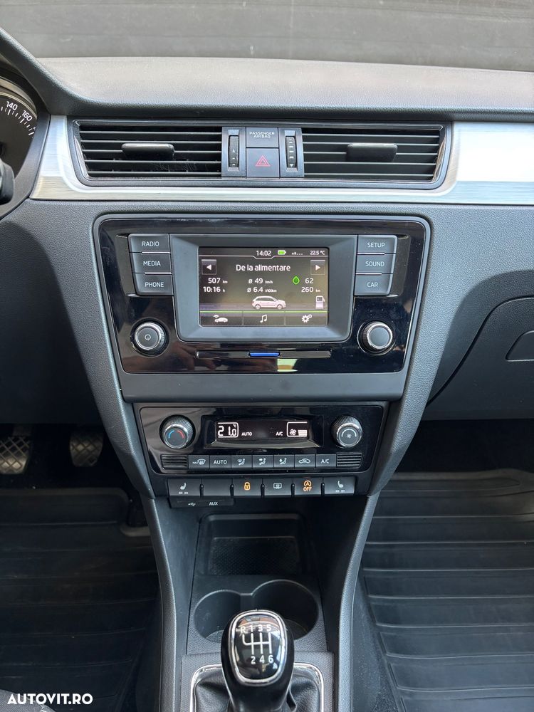Skoda RAPID 1.2 TSI Active - 16