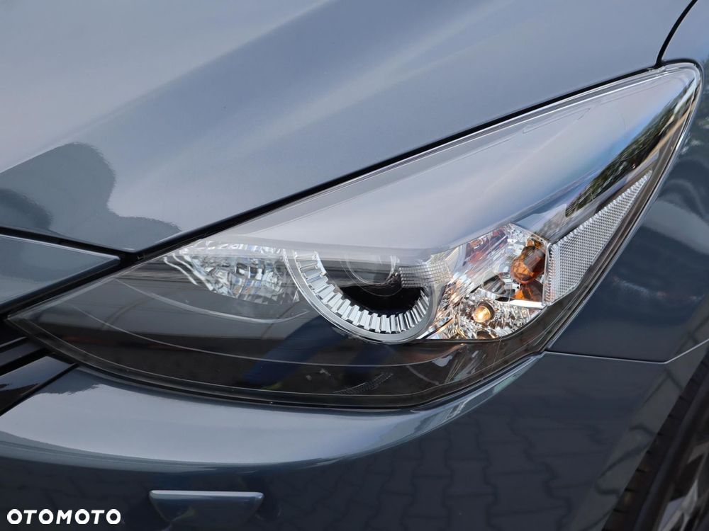 Mazda 2 - 20