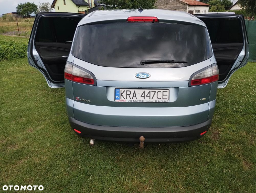 Ford S-Max 2.0 TDCi Titanium - 4